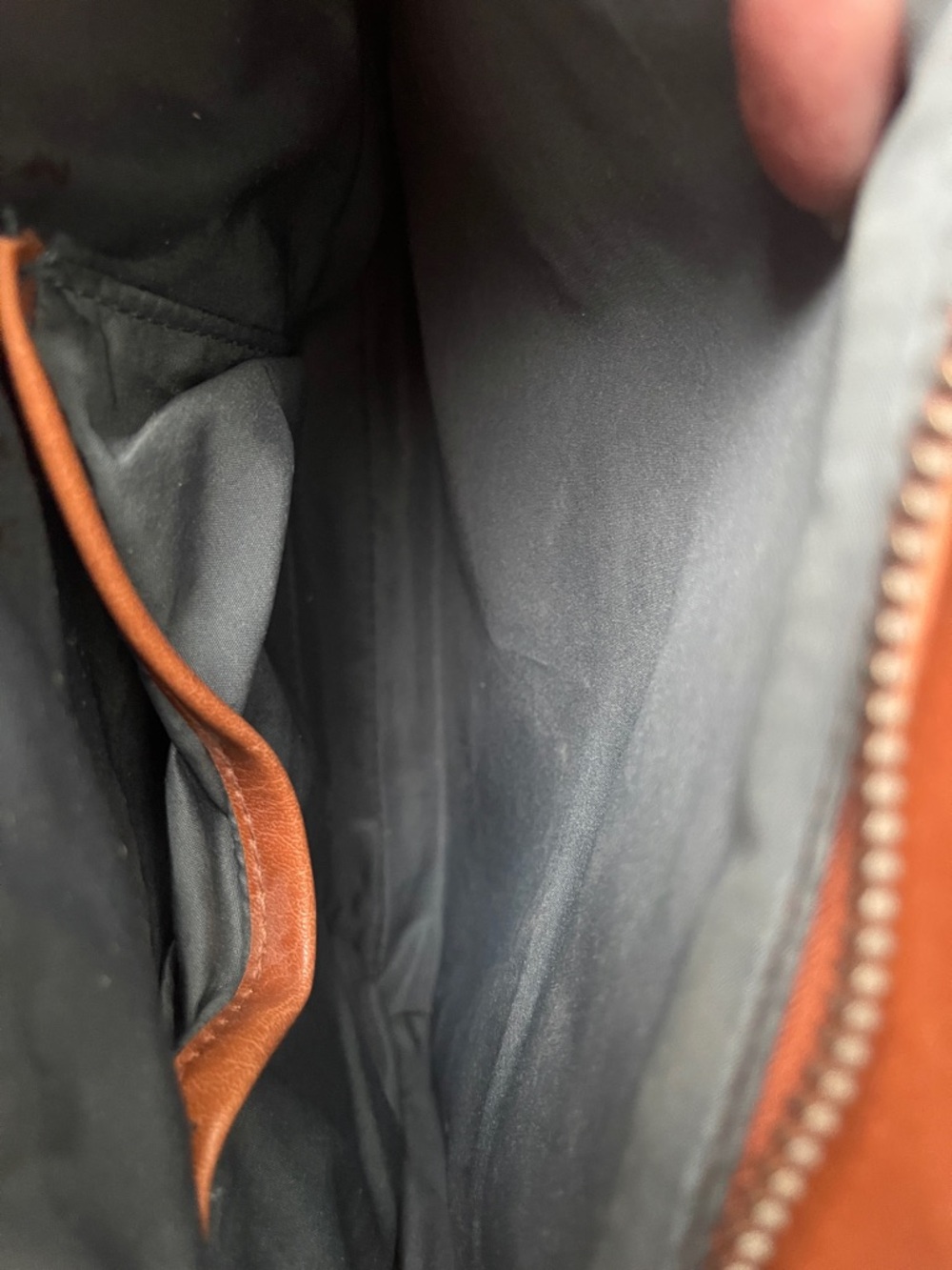 Matt & Nat Terracotta Vegan Leather Shoulder Bag - Picture 4 of 6